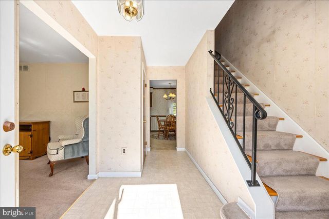 165 GOLFVIEW DR, Sewell, NJ 08080