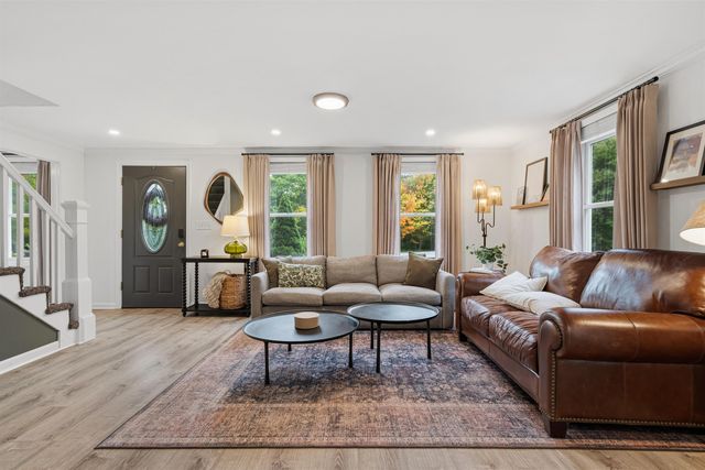 2 Reverend Parker Road, Londonderry, NH 03053