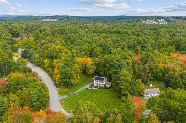 2 Reverend Parker Road, Londonderry, NH 03053
