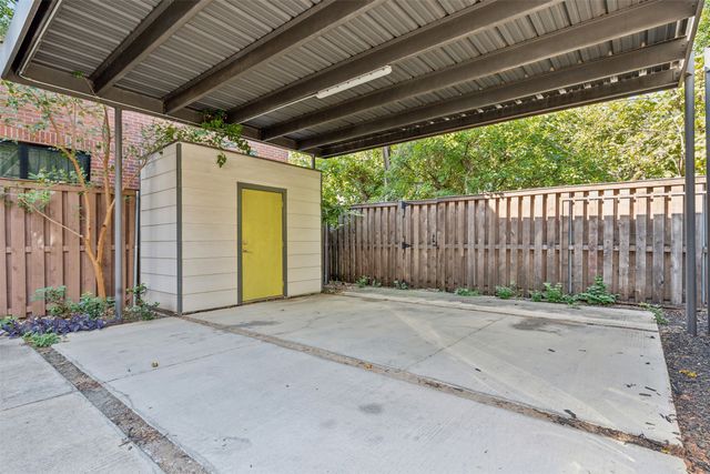 414 College Avenue, Fort Worth, TX 76104