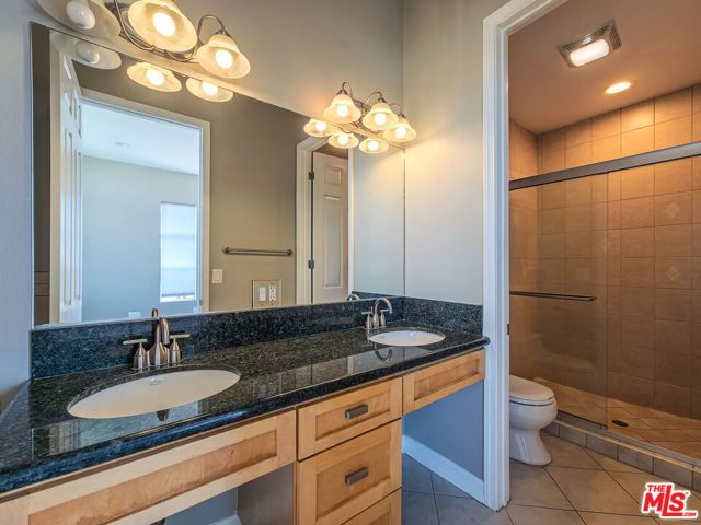 5237 Willowcrest Avenue 105, Los Angeles, CA 91601