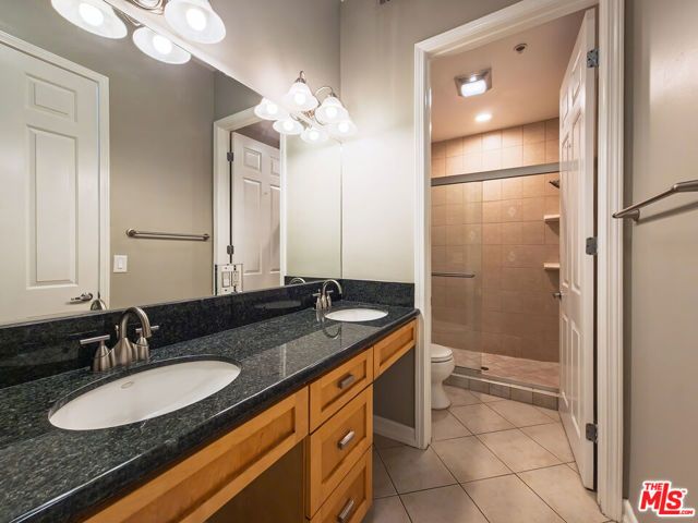 5237 Willowcrest Avenue 105, Los Angeles, CA 91601