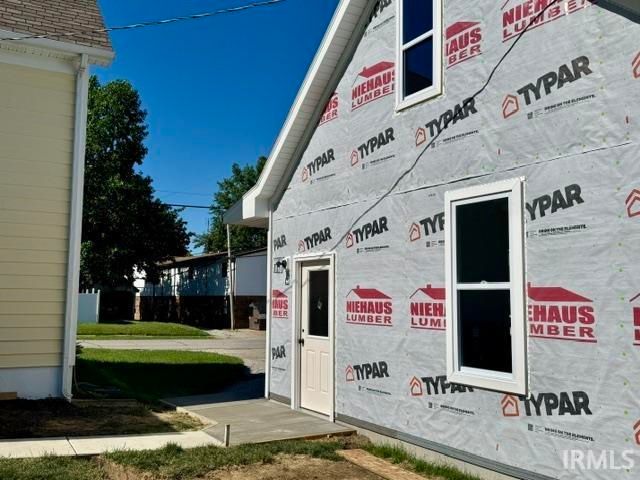 206 W Gibson Street, Haubstadt, IN 47639