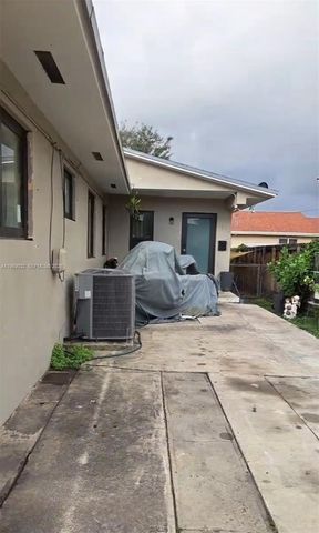 1112 SW 11th Ave, Miami, FL 33129