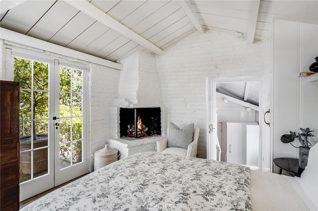 724 Poppy Avenue, Corona Del Mar, CA 92625