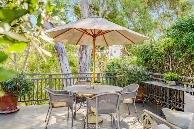 724 Poppy Avenue, Corona Del Mar, CA 92625