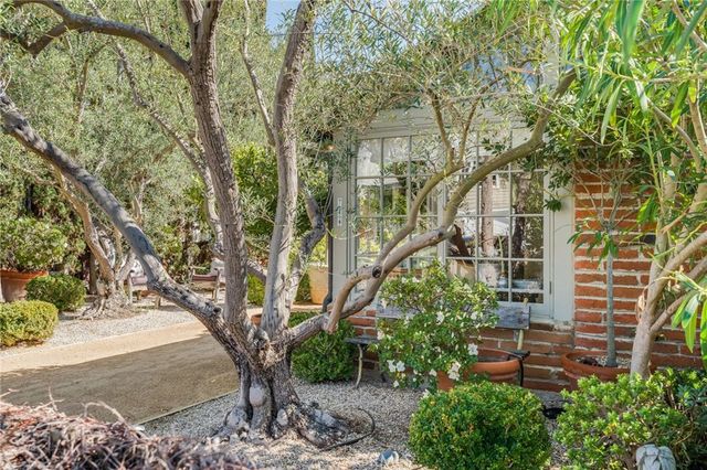 724 Poppy Avenue, Corona Del Mar, CA 92625