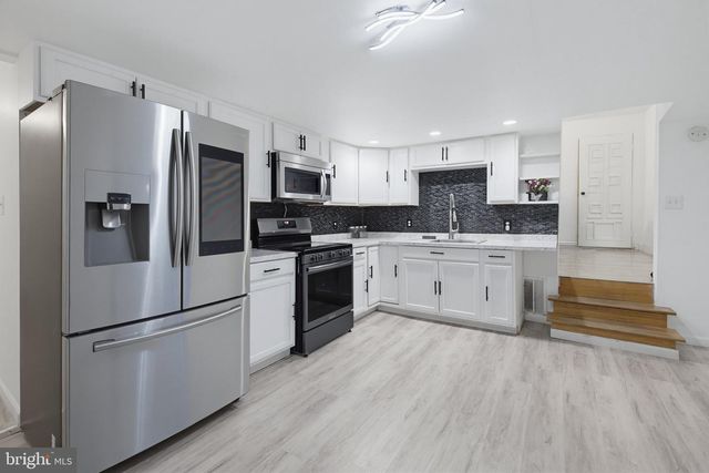 1607 HOLTZ RD, Enola, PA 17025