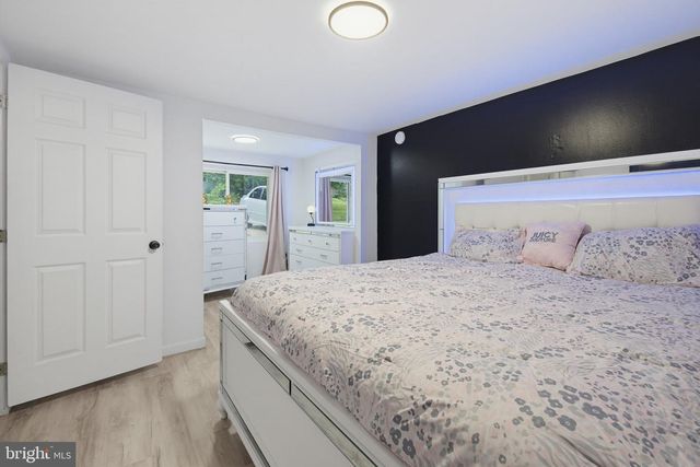 1607 HOLTZ RD, Enola, PA 17025