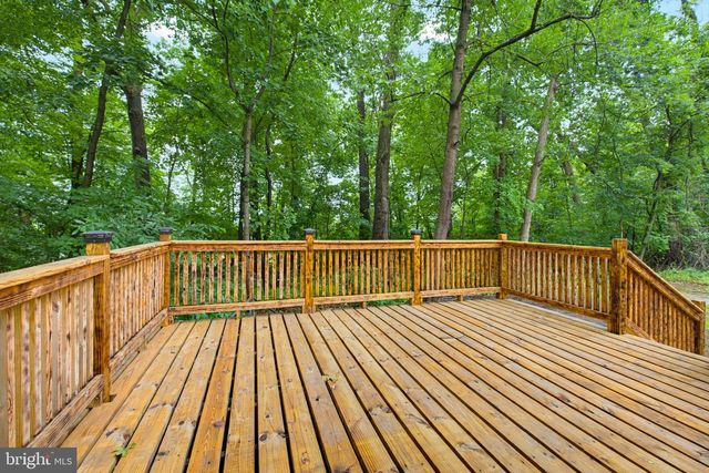 1607 HOLTZ RD, Enola, PA 17025