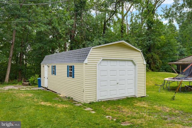 1607 HOLTZ RD, Enola, PA 17025