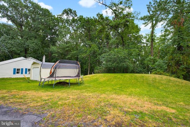 1607 HOLTZ RD, Enola, PA 17025