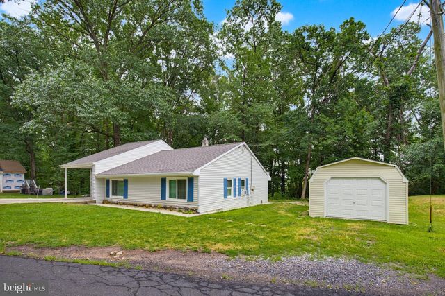 1607 HOLTZ RD, Enola, PA 17025