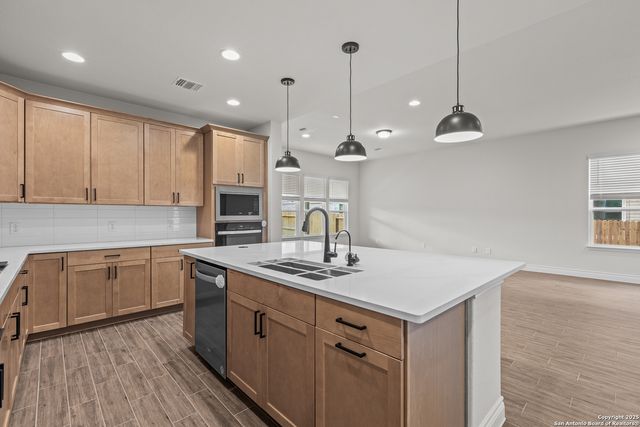 11426 Mirage, San Antonio, TX 78254