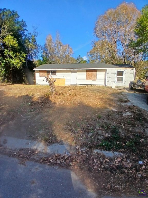 3874 St. Charles Place, Macon, GA 31201