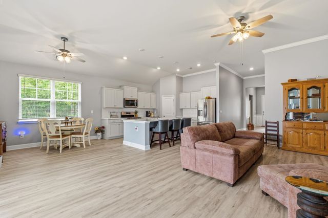 370 Rose Mallow Dr., Myrtle Beach, SC 29579