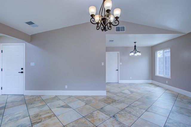 3121 Kounias Dr, Modesto, CA 95354