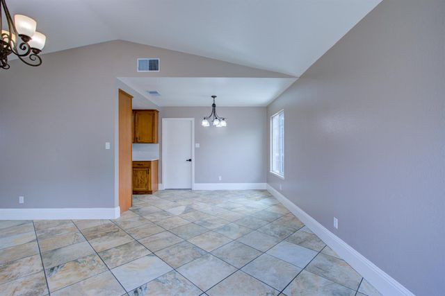 3121 Kounias Dr, Modesto, CA 95354