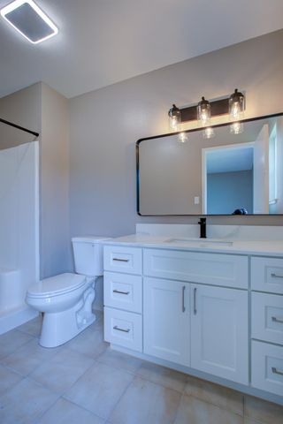 3121 Kounias Dr, Modesto, CA 95354