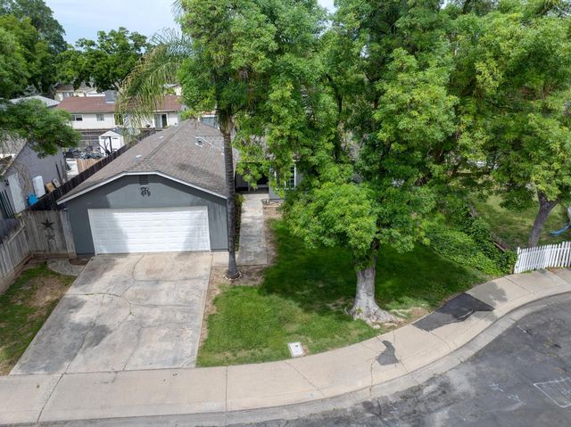 3121 Kounias Dr, Modesto, CA 95354