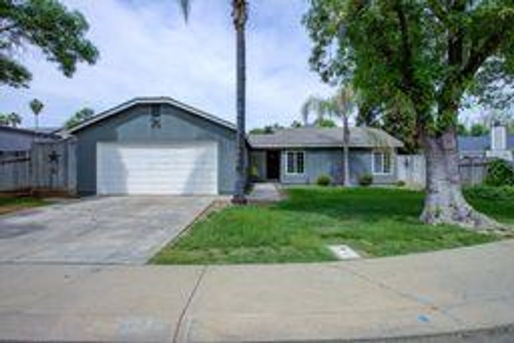 3121 Kounias Dr, Modesto, CA 95354