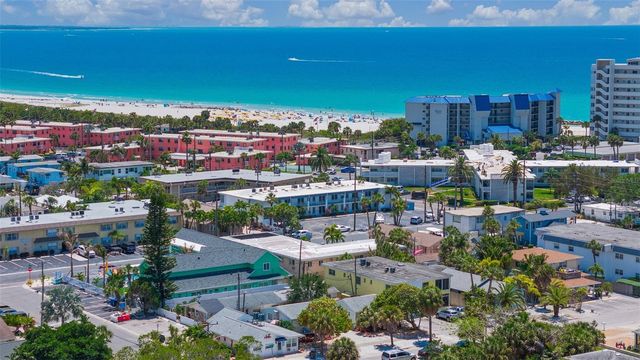 680 71ST AVENUE 11, St Pete Beach, FL 33706