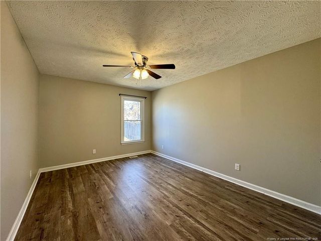 204 Fair Oaks Drive, Fayetteville, NC 28311