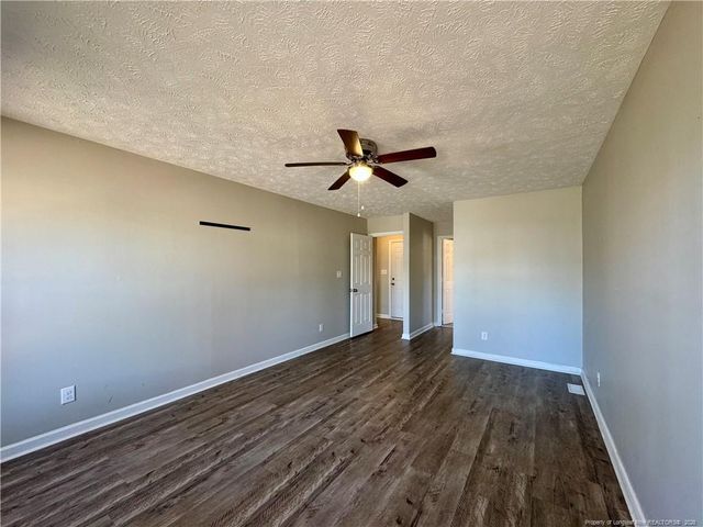204 Fair Oaks Drive, Fayetteville, NC 28311