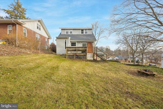4 FORREST AVE, Claymont, DE 19703