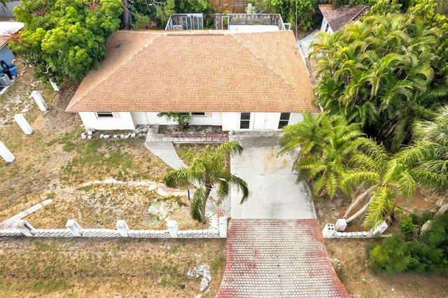 887 LEEWARD ROAD, Venice, FL 34293
