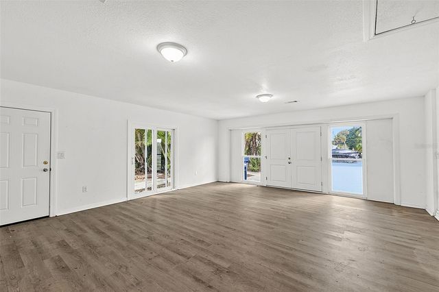 887 LEEWARD ROAD, Venice, FL 34293