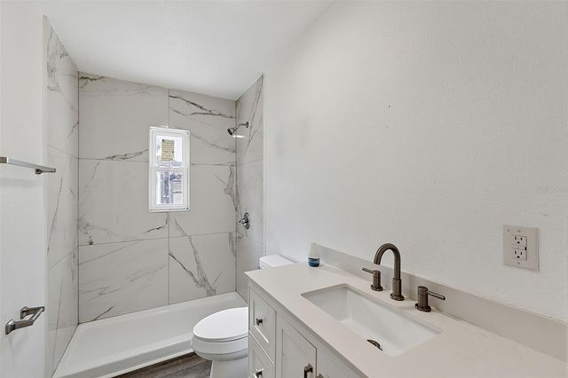 887 LEEWARD ROAD, Venice, FL 34293