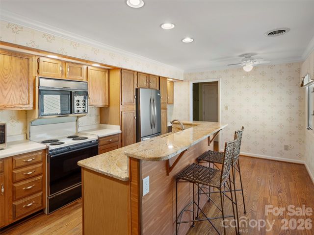 110 Clubwood Court, Asheville, NC 28803