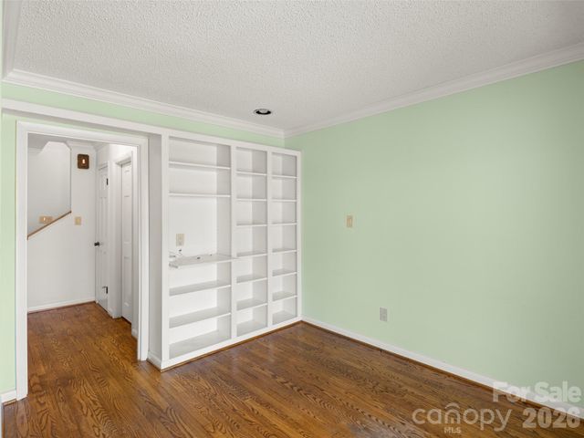 110 Clubwood Court, Asheville, NC 28803