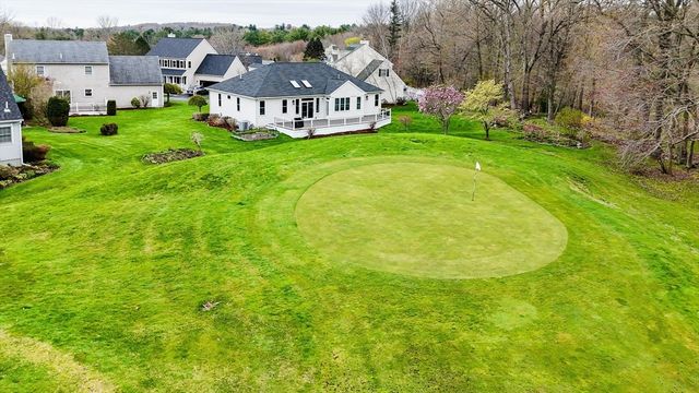 43 Juniper Wood Dr, Haverhill, MA 01832