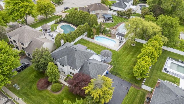 5 Emmons Court, Marlboro, NJ 07746