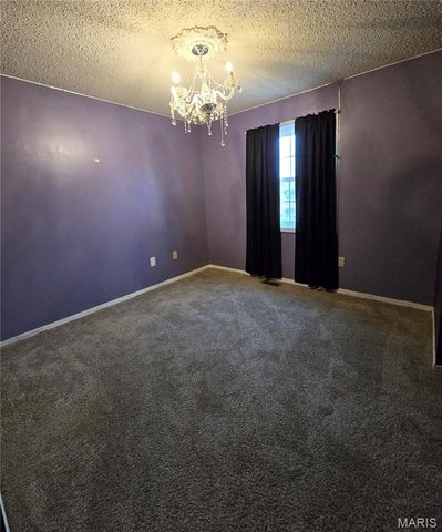 4708 Snow White Terrace, Alton, IL 62002