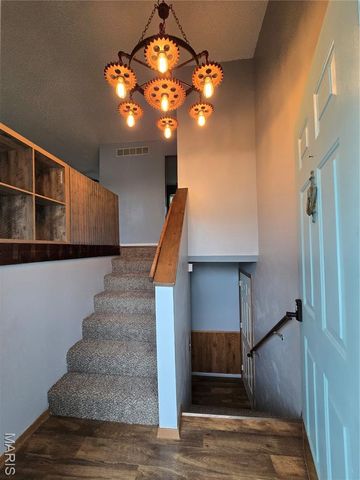 4708 Snow White Terrace, Alton, IL 62002