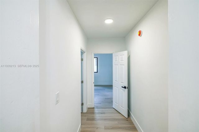 9055 NW 33rd Ave Rd, Miami, FL 33147