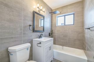 9055 NW 33rd Ave Rd, Miami, FL 33147