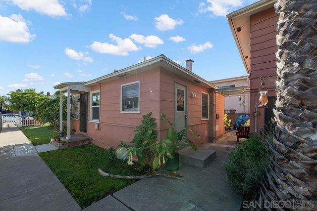 4666 Oregon St, San Diego, CA 92116