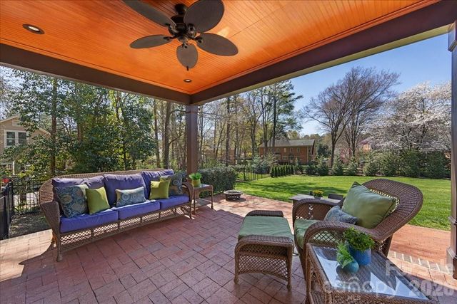 10149 Foxhall Drive, Charlotte, NC 28210