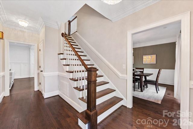 10149 Foxhall Drive, Charlotte, NC 28210