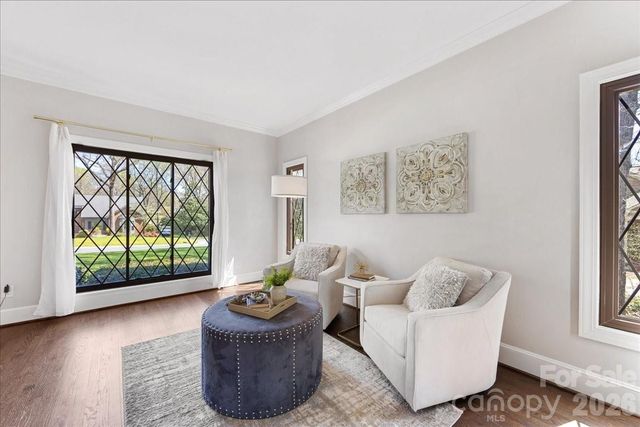 10149 Foxhall Drive, Charlotte, NC 28210