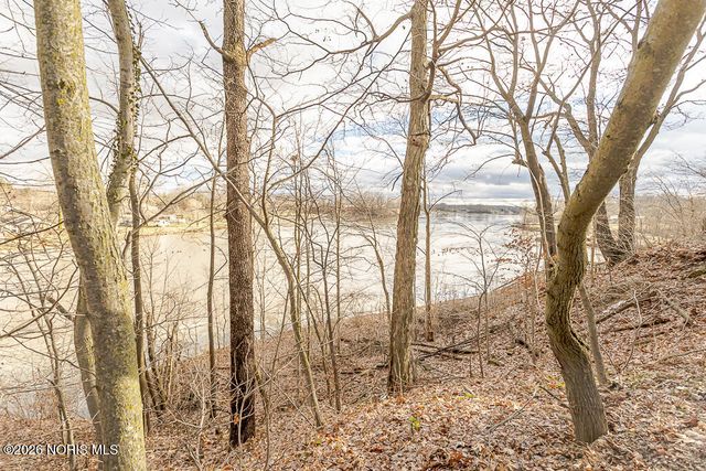 460 Seneca Drive, Montpelier, OH 43543