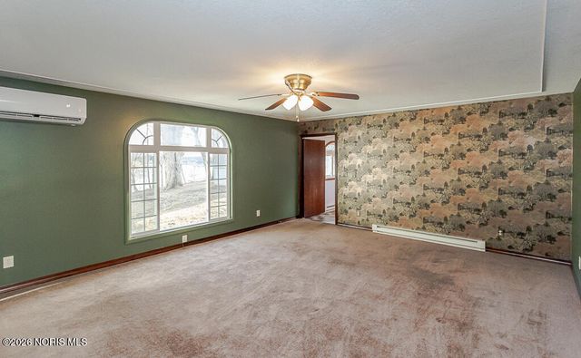 460 Seneca Drive, Montpelier, OH 43543