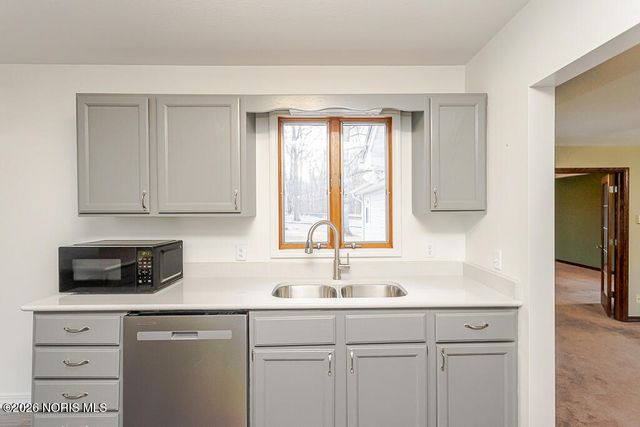 460 Seneca Drive, Montpelier, OH 43543