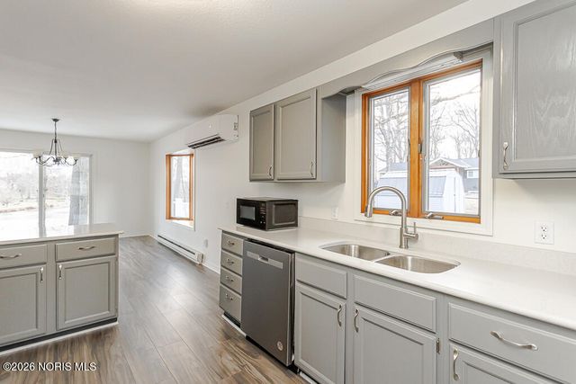 460 Seneca Drive, Montpelier, OH 43543