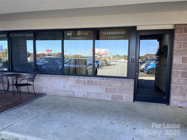 1025 Brevard Road 3, Asheville, NC 28806