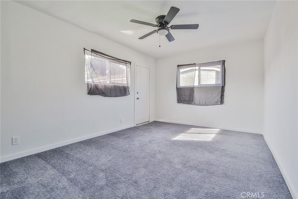 Image 20 of property listing at 430 W 64th Street, Los Angeles, CA 90003